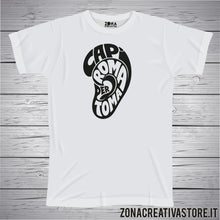 Carica l'immagine nel visualizzatore di Gallery, T-shirt divertente con frase in dialetto bergamasco Capi Roma per toma