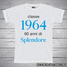 Carica l&#39;immagine nel visualizzatore di Gallery, T-shirt per festa di compleanno CLASSE 1964