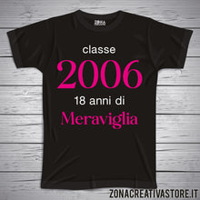 Carica l&#39;immagine nel visualizzatore di Gallery, T-shirt per festa di compleanno CLASSE 2006 rosa