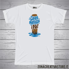 Carica l'immagine nel visualizzatore di Gallery, T-shirt divertente con frase in dialetto veneto L'acqua marsisse i pai