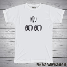 Carica l&#39;immagine nel visualizzatore di Gallery, T-shirt divertente con frase in dialetto romano NDO COJO COJO