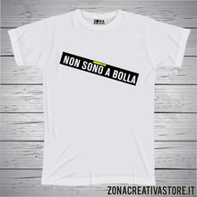 Carica l&#39;immagine nel visualizzatore di Gallery, T-shirt NON SONO A BOLLA