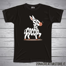 Carica l'immagine nel visualizzatore di Gallery, T-shirt divertente con frase in dialetto romano So de coccio