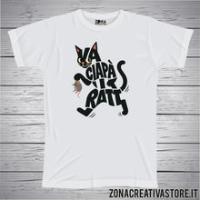 Carica l'immagine nel visualizzatore di Gallery, T-shirt divertente con frase in dialetto milanese disegno VA A CIAPA' I RATT