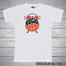 Carica l'immagine nel visualizzatore di Gallery, T-shirt divertente con frase in dialetto veneto Vecio reffite