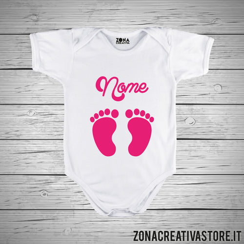 Body neonato NOME FEMMINA PERSONALIZZATO CON PIEDINI