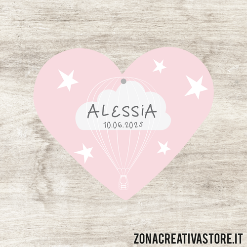 TAG A FORMA DI CUORE PER BATTESIMO DISPONIBILI IN 3 COLORI: ROSA, AZZURRO E AVORIO - MISURA H. 4,1x4,8 CM. Cod. BA003