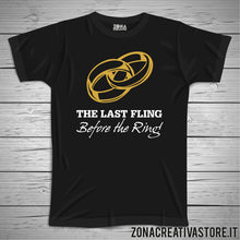 Carica l&#39;immagine nel visualizzatore di Gallery, T-shirt addio al celibato e nubilato THE LAST FLING BEFORE THE RING