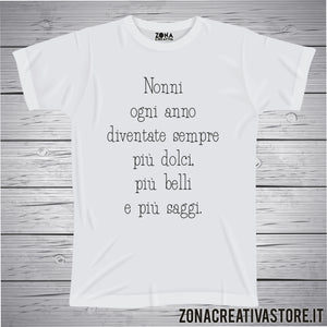 T-shirt con frasi sui nonni NONNI OGNI ANNO...