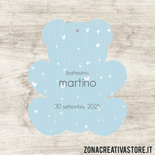 Carica l&#39;immagine nel visualizzatore di Gallery, TAG A FORMA DI BODY ORSETTO PER BATTESIMO DISPONIBILI IN 3 COLORI: ROSA, AZZURRO E AVORIO - MISURA H. 4,5x3,7 CM. Cod. BA023